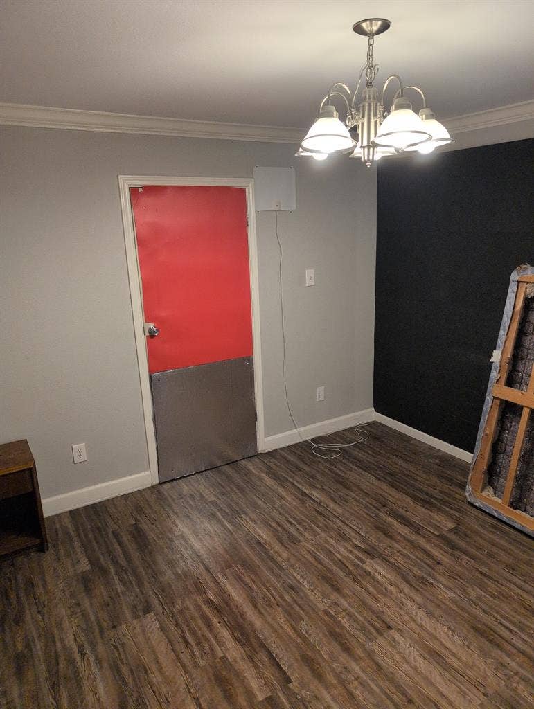 2 Roms for rent!