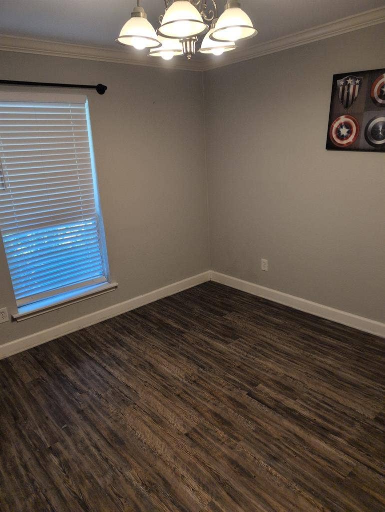 2 Roms for rent!
