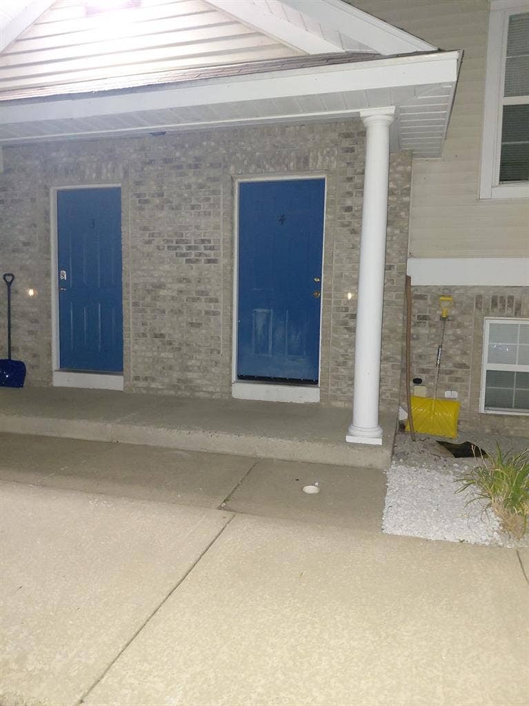 3 floor townhouse