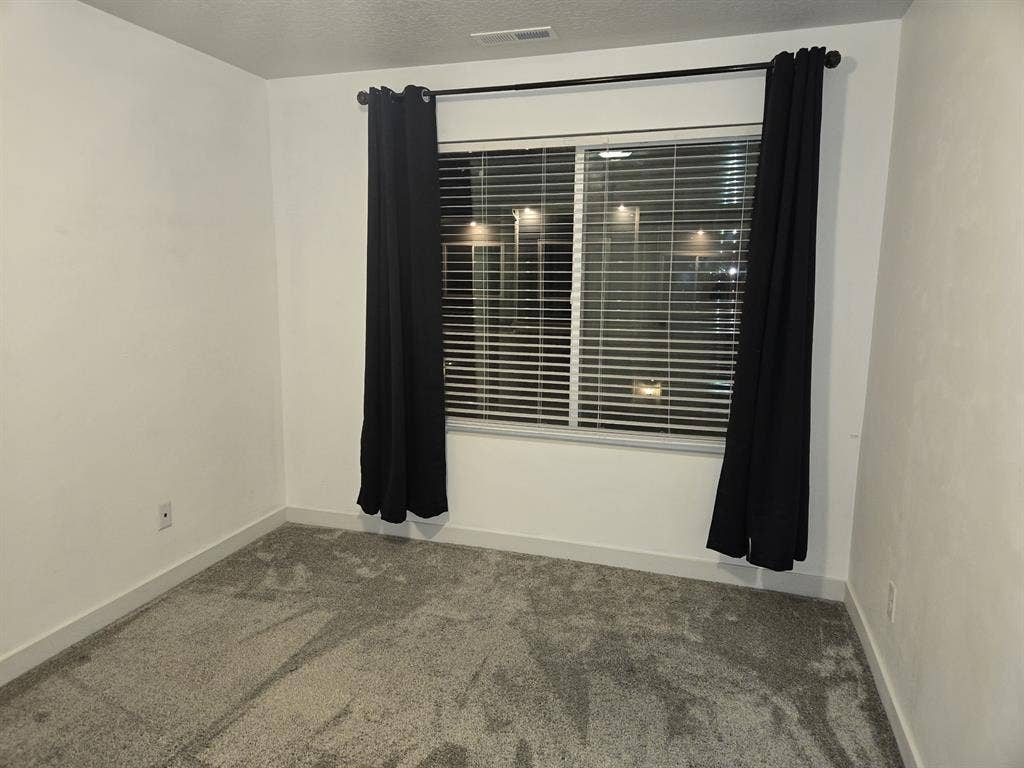 Private Room for rent