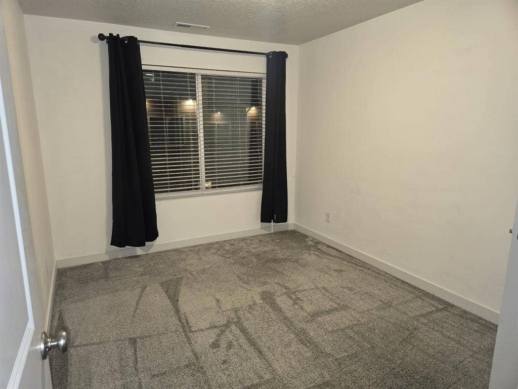 Private Room for rent
