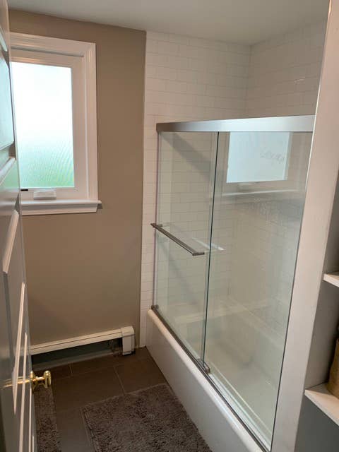 Charming place looking for roommate