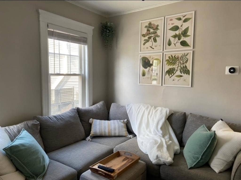 Looking for two new roomates 9/1