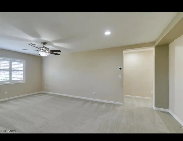 2 rooms for rent in Skye Canyon!