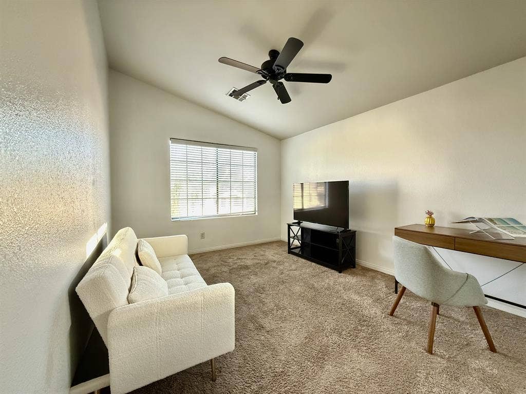 Private master bedroom