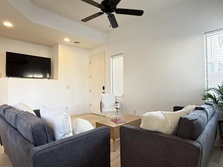 Private master bedroom