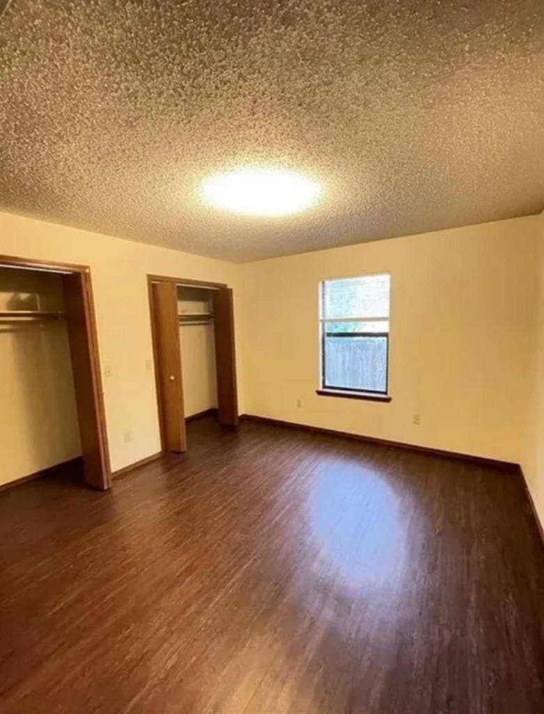 Master Bedroom w/ Private Full Bath