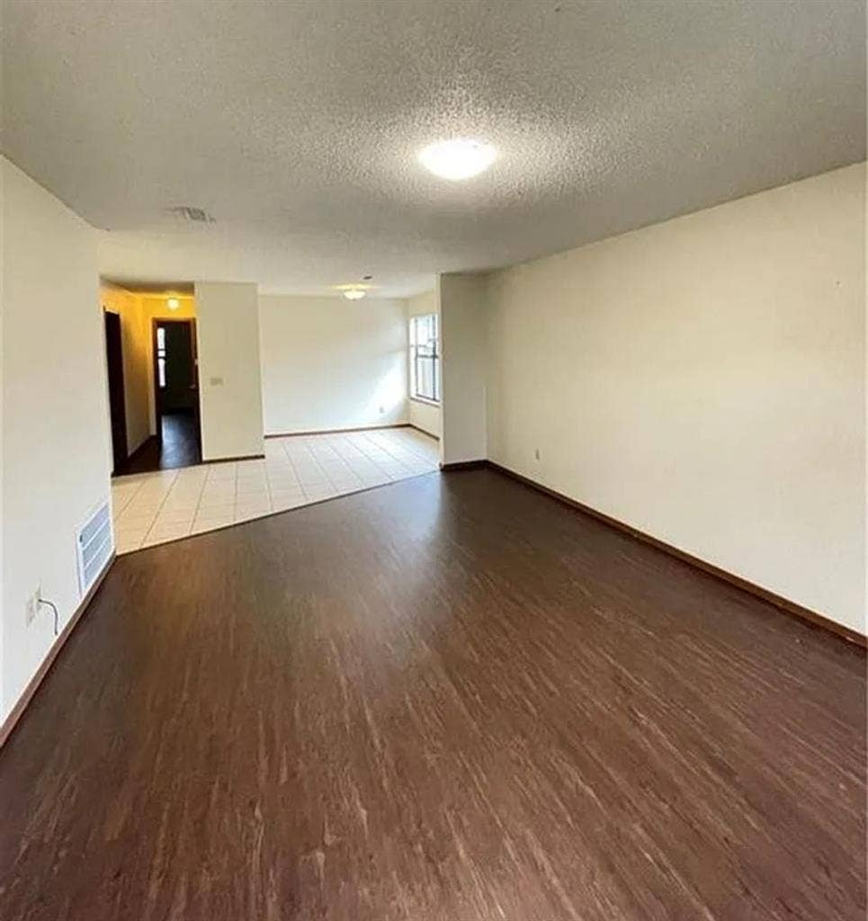 Master Bedroom w/ Private Full Bath