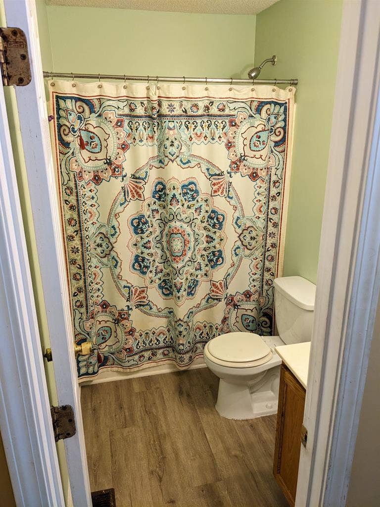 Nice furnished room with flat rent
