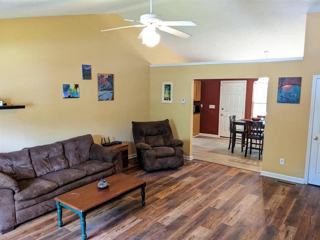 Nice furnished room with flat rent