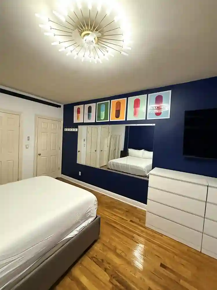 Room for rent!