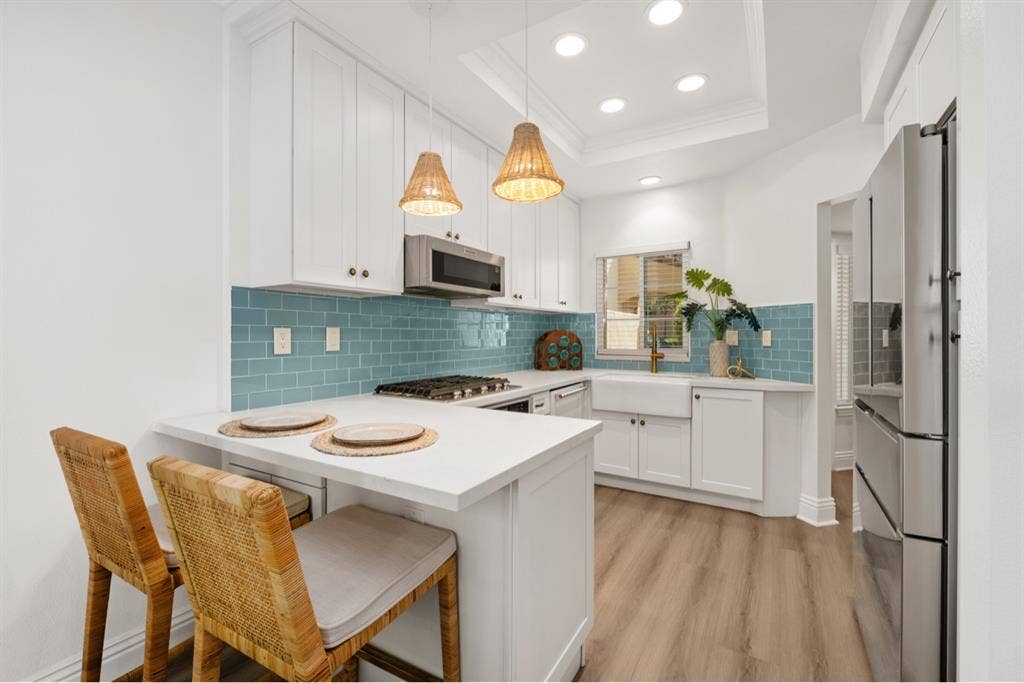 Townhome to share in Prime Location