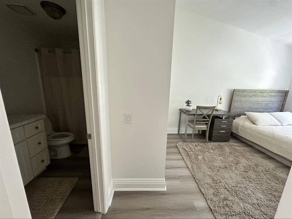 Townhome to share in Prime Location