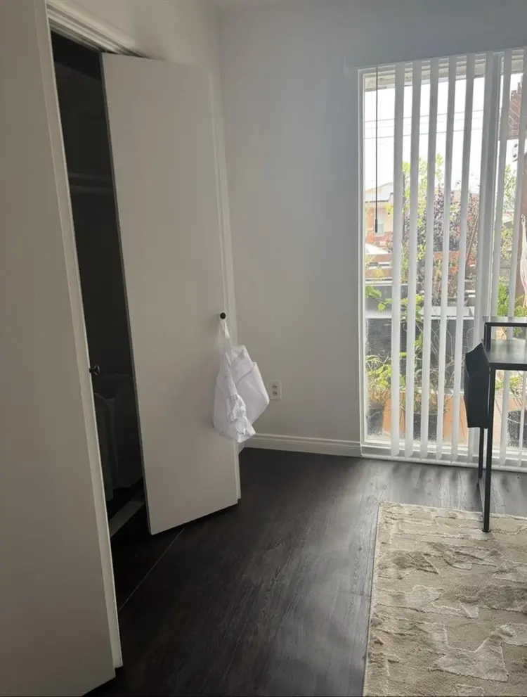 One single patio view bedroom