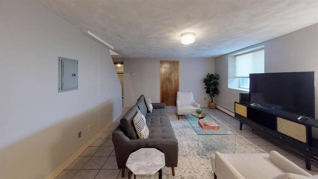 1 BR in Somerville