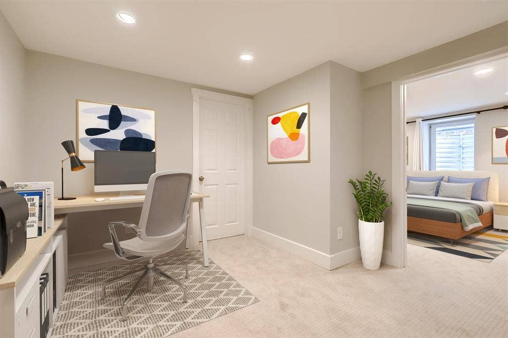 4 BR in Denver