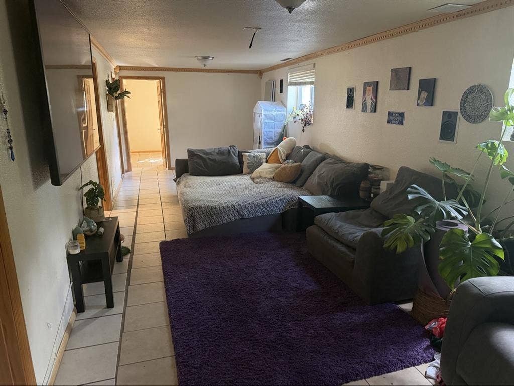 Master bedroom for Rent