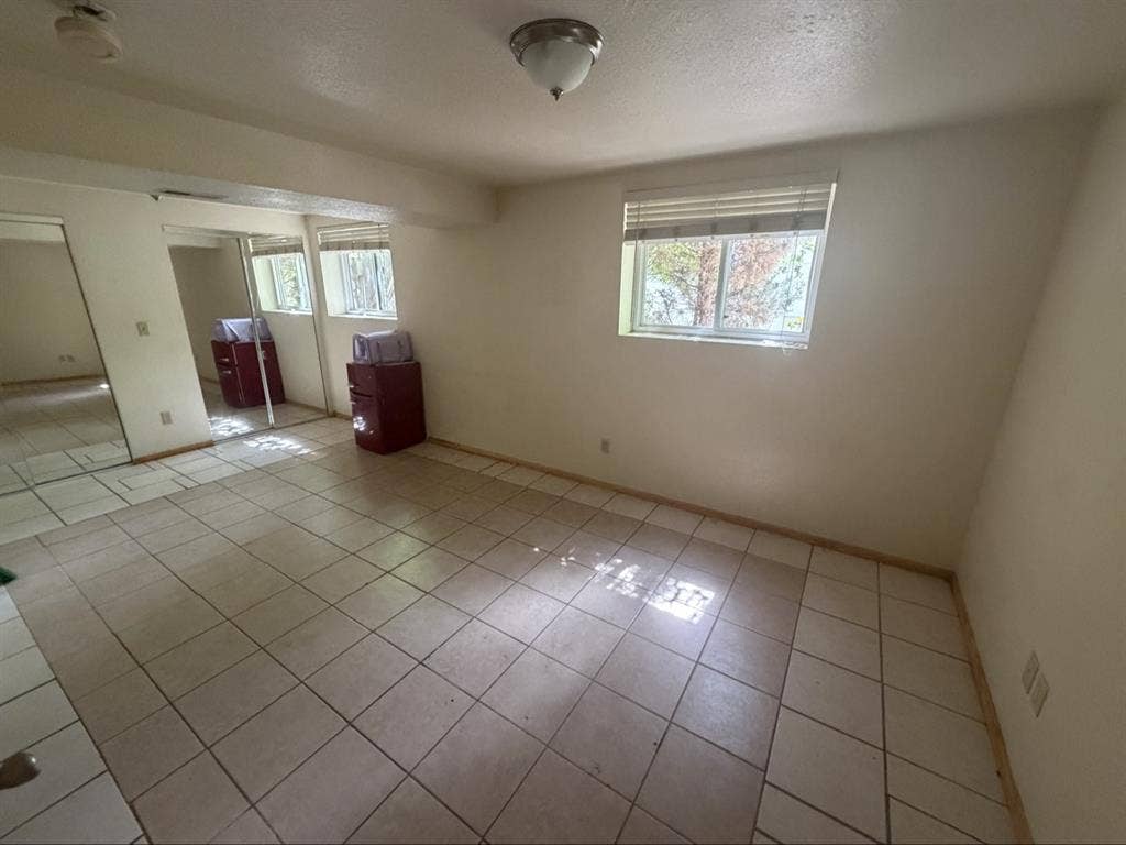 Master bedroom for Rent