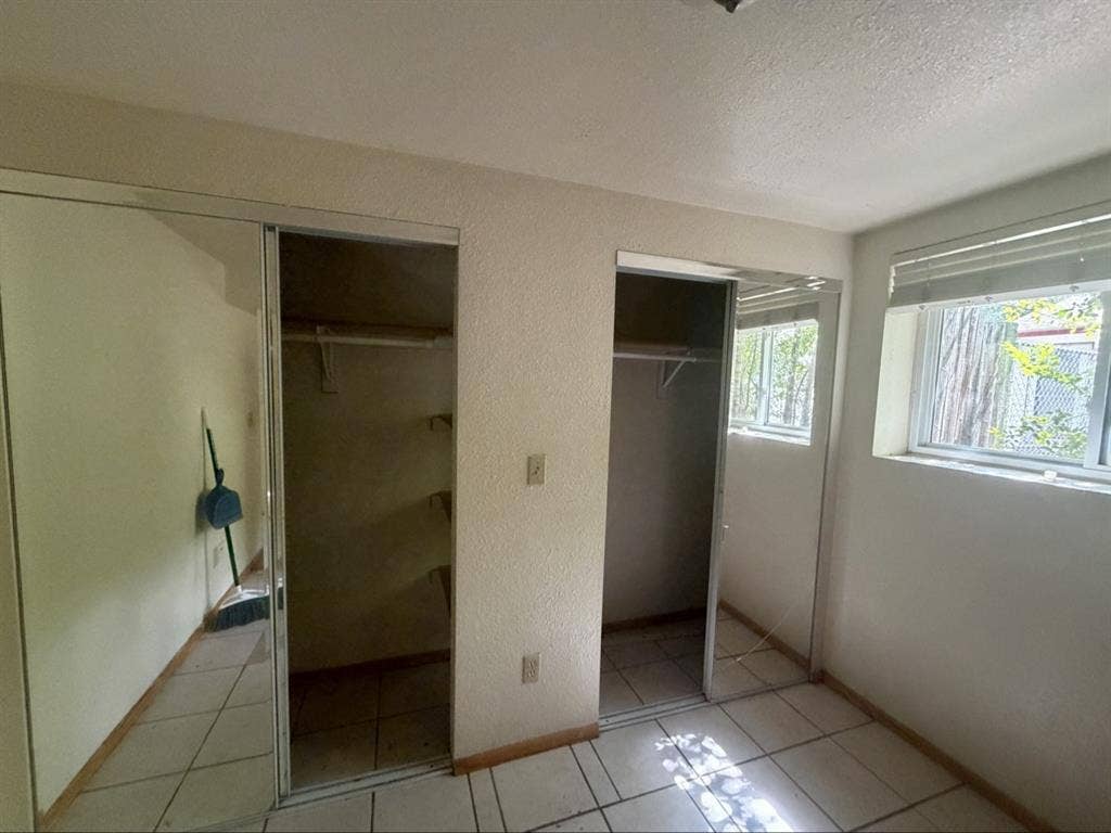 Master bedroom for Rent