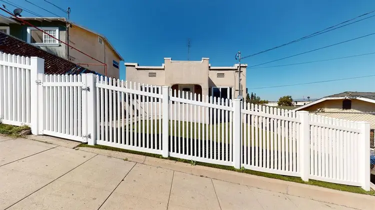 2 BR in Los Angeles