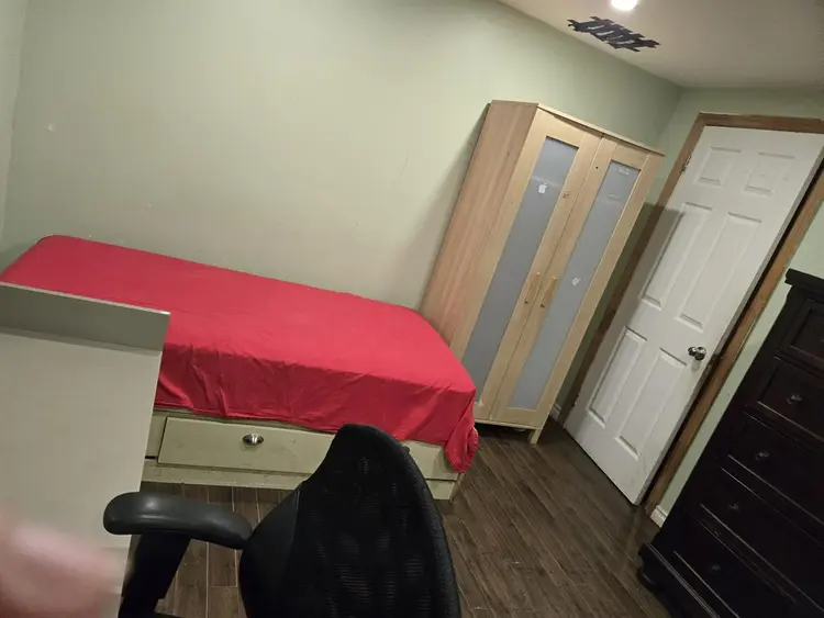 Room for rent scarborough