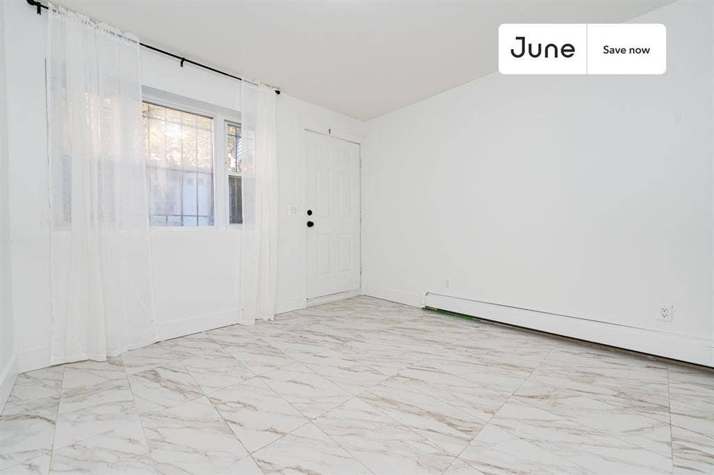 3 BR in New York City