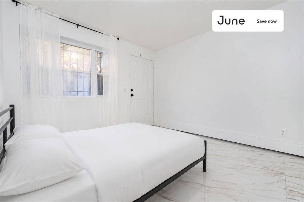 3 BR in New York City