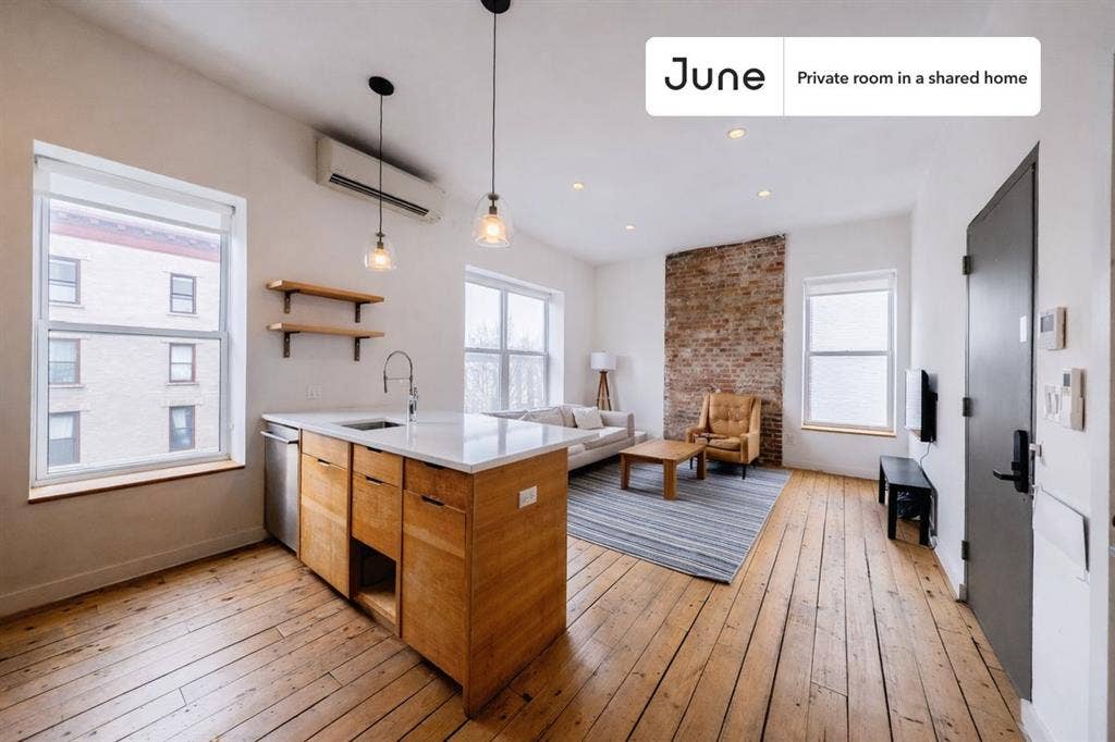 5 BR in New York City