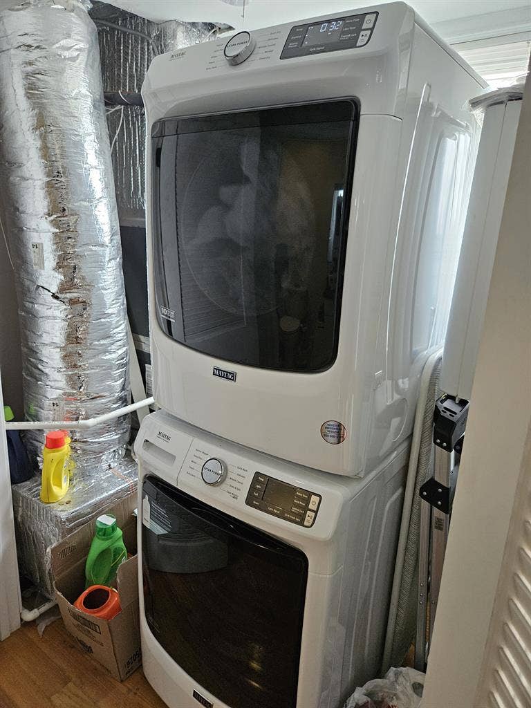 Lower Allston Duplex, 3 Baths, AC