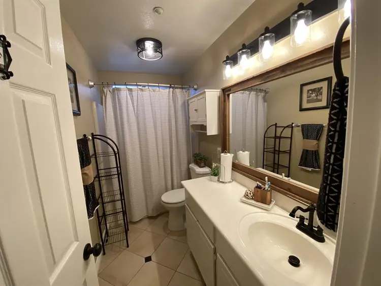 New Listing - Room in North Fontana