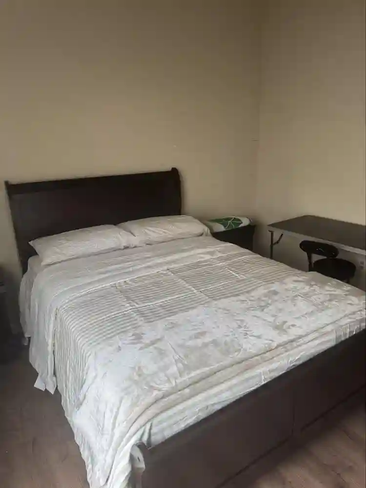 Furnished private room
