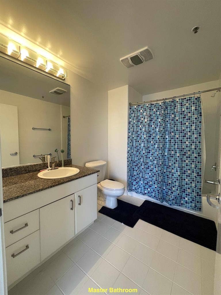 Nr SF Caltrain - Master Bed & Bath