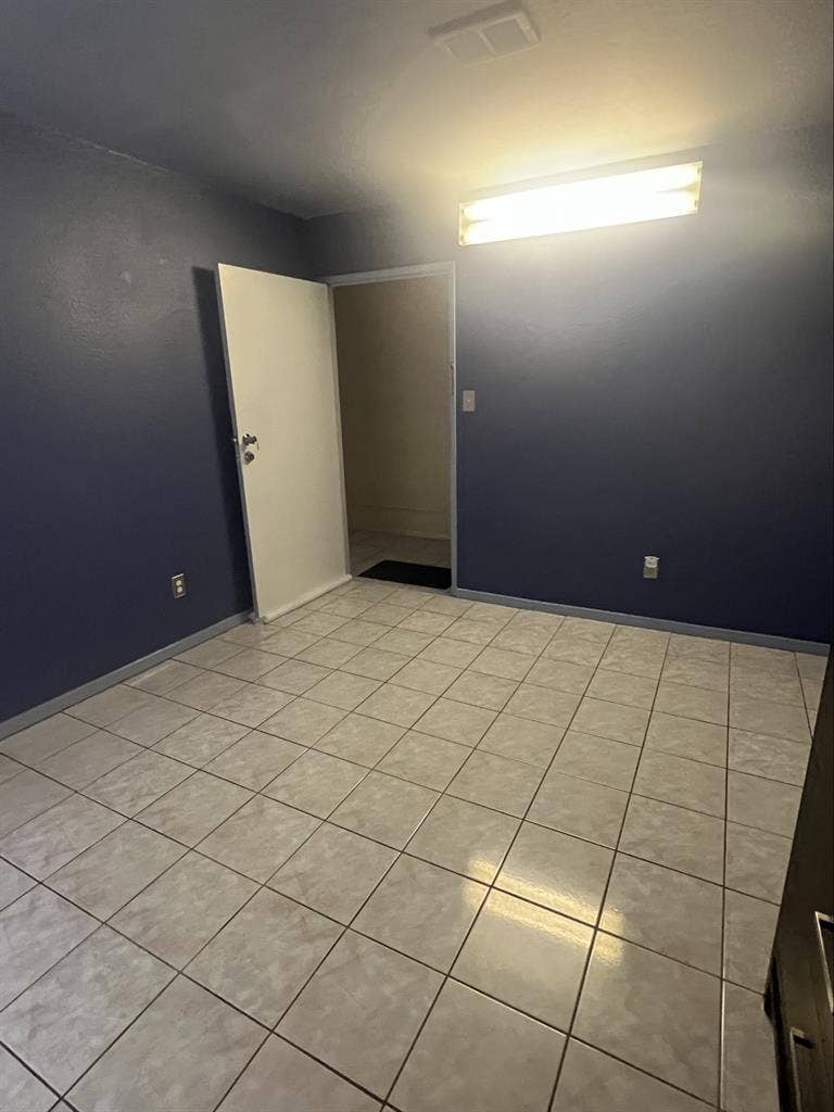 One bedroom for rent
