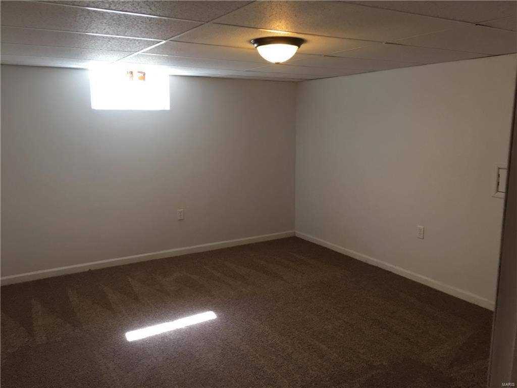 3 Beds 2 Baths Rental in Ridgewood