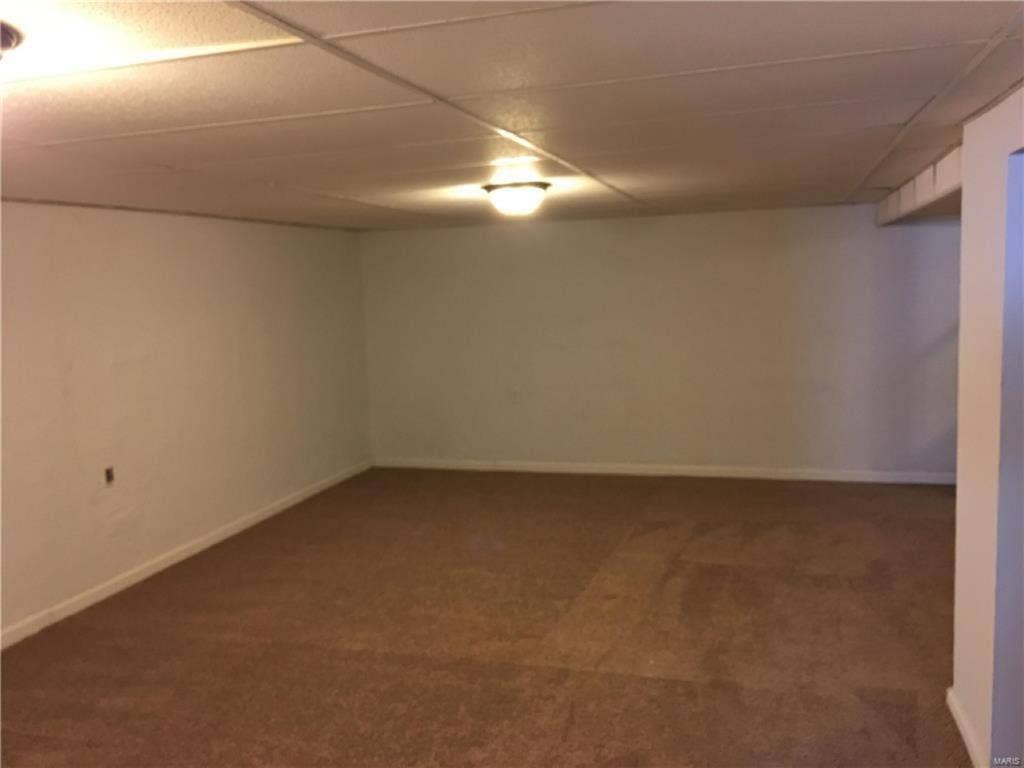 3 Beds 2 Baths Rental in Ridgewood