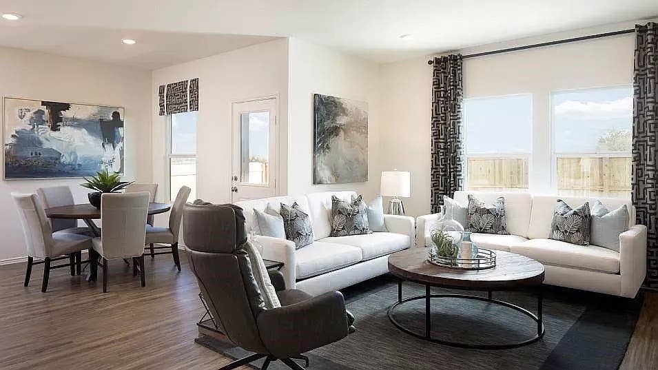 5 BR in Leander