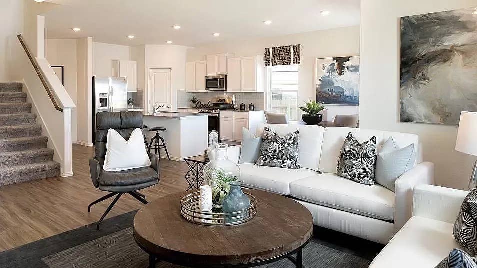 5 BR in Leander
