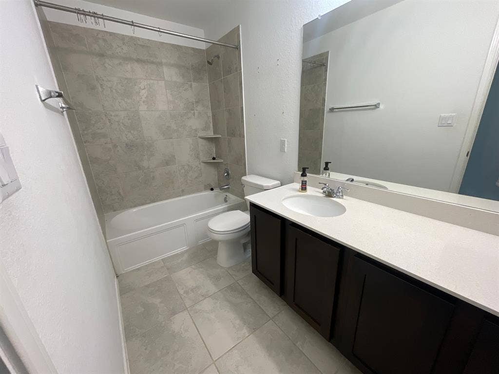 5 BR in Leander