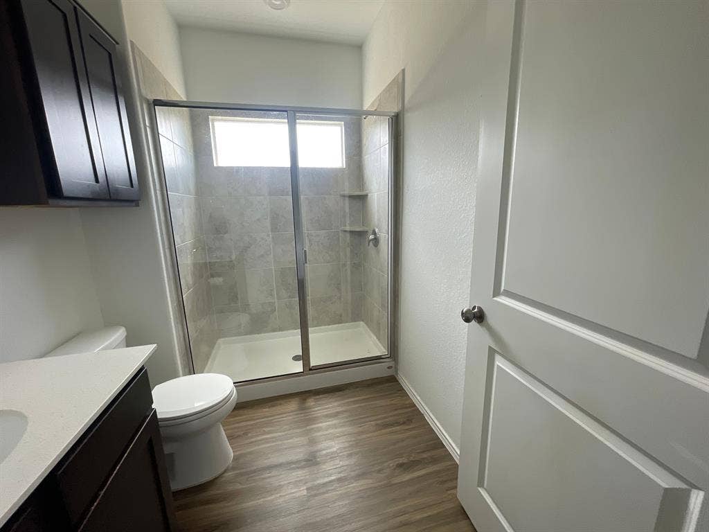 5 BR in Leander