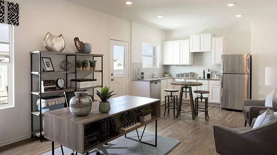 5 BR in Leander
