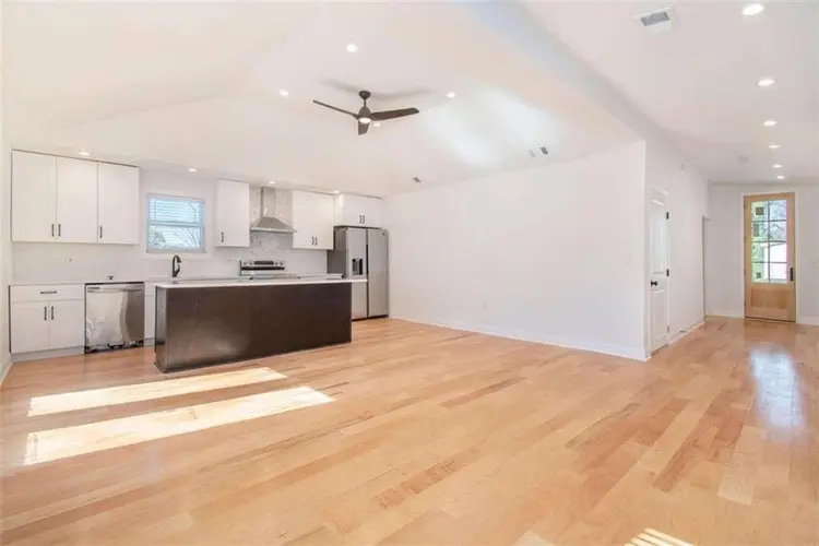 3 BR in Atlanta