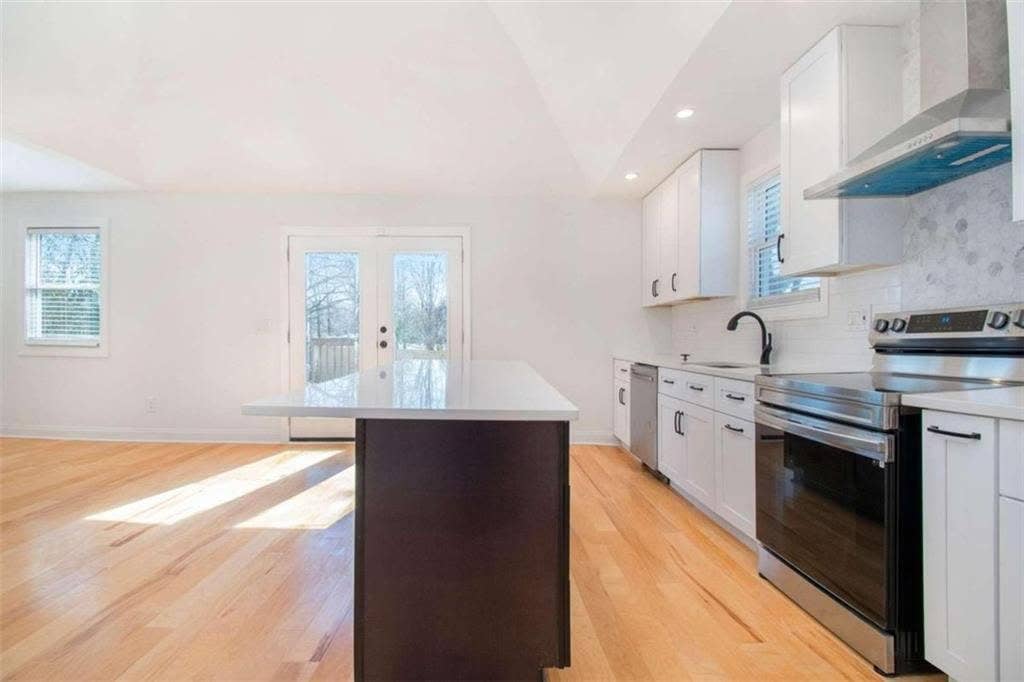 3 BR in Atlanta