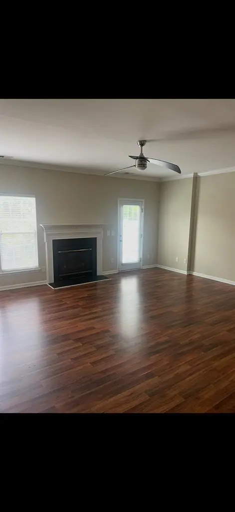 3 BR in Huntersville