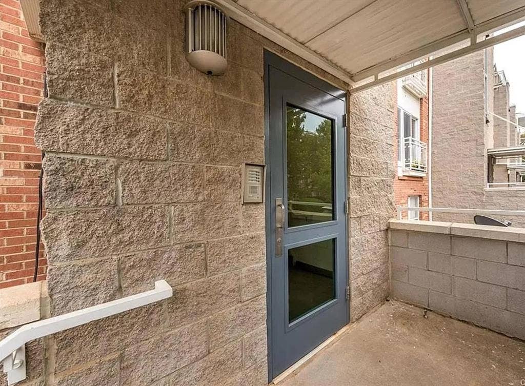 2 BR in Charlotte