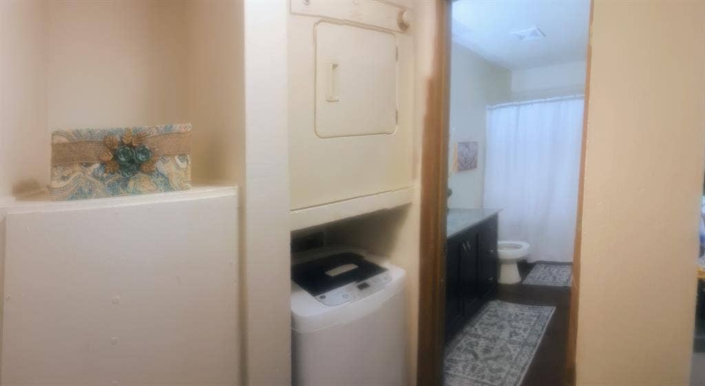 Roommate Wanted
