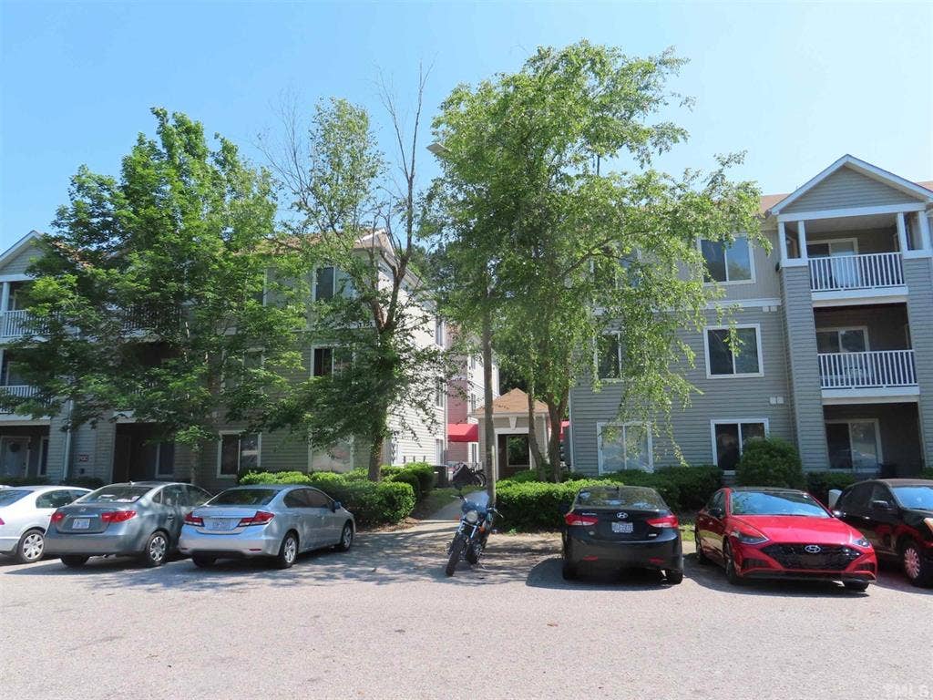 4 BR in Raleigh