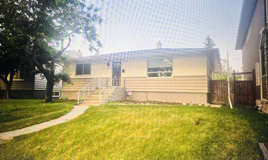 Looking for a roommate male