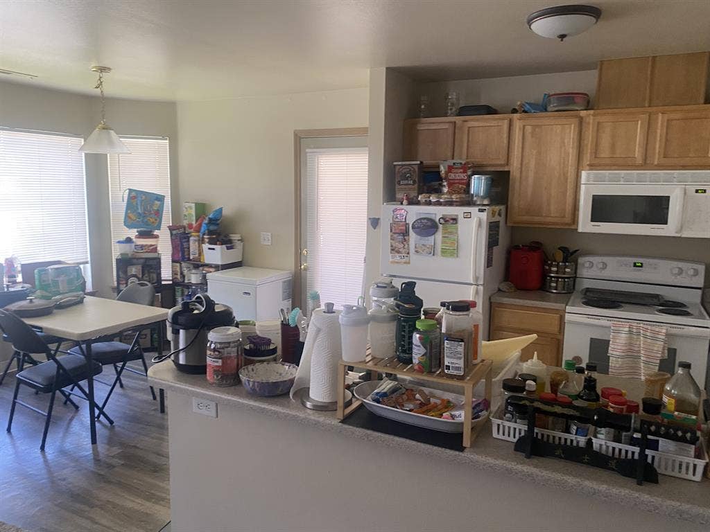 Looking for someone to fill my room