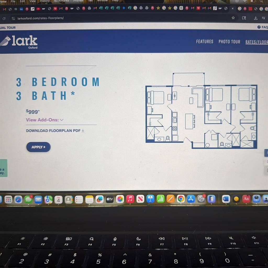 Lark Oxford 3 Bed Room takeover