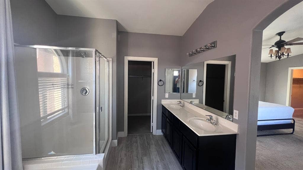 Master Bed/Bath Free 1st Month!